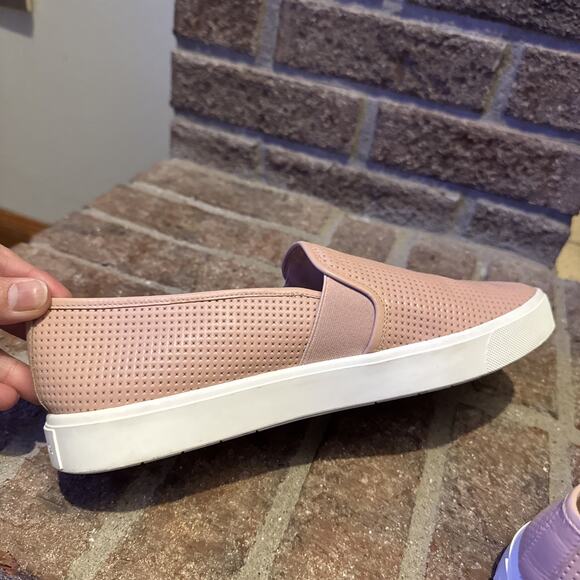 VINCE Blair 5 Perforated Slip-On Sneakers pink women’s size 9M/ 39EU - Picture 7 of 16